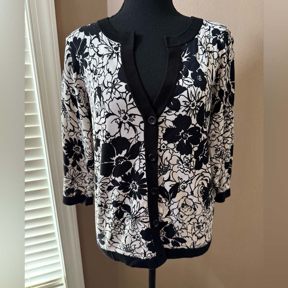 Coldwater Creek Floral Black and White Women's Cardigan Sweater Size Small